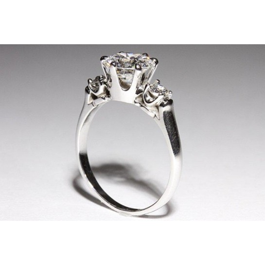 Crown Style Setting with Side Diamonds